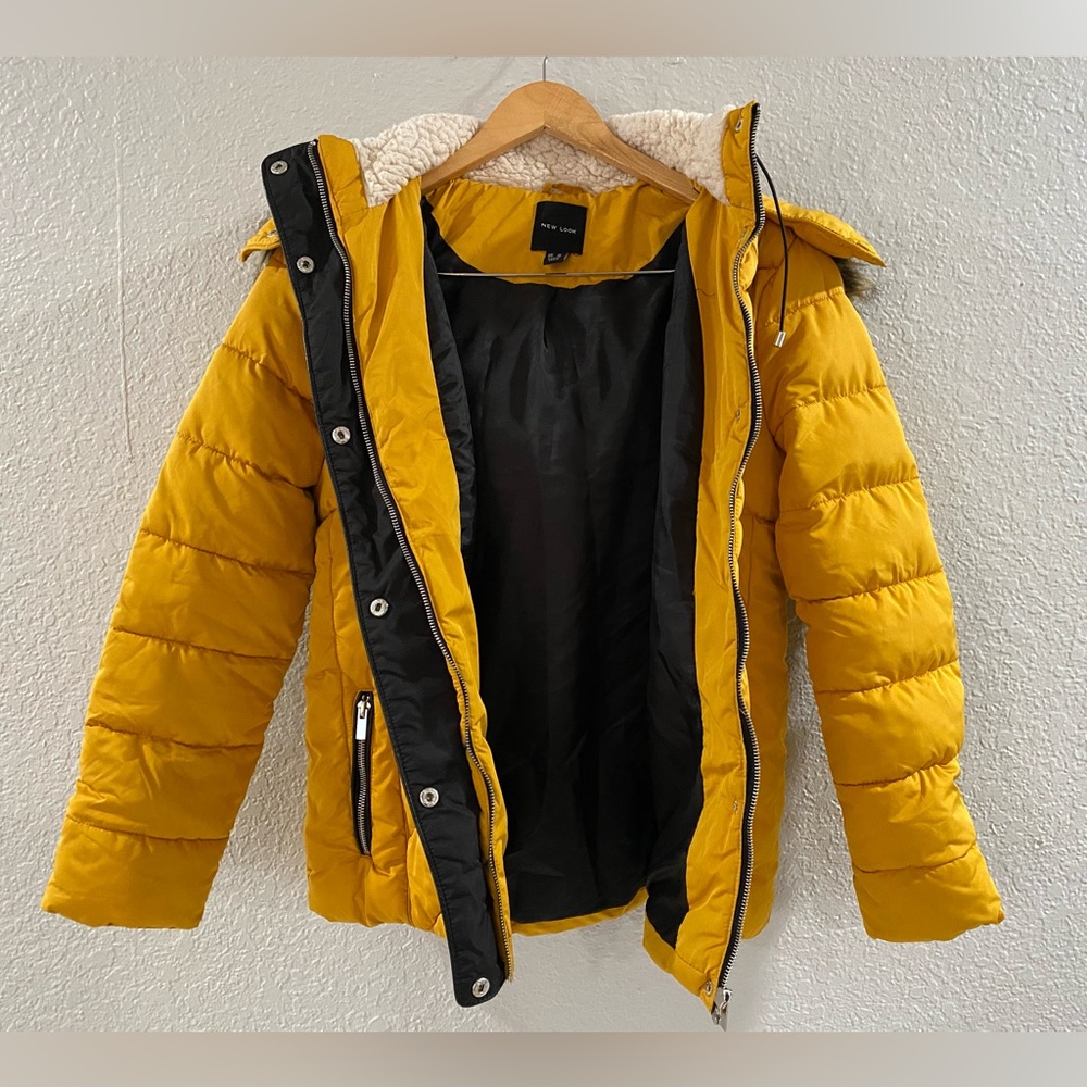 New Look Quilted Puffer Jacket with Faux Fur Trim